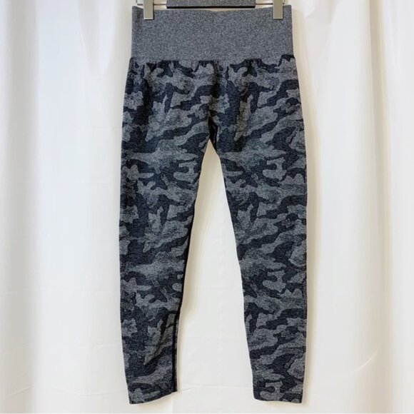 NVGTN Black Camo Seamless Legging Medium - Picture 2 of 6
